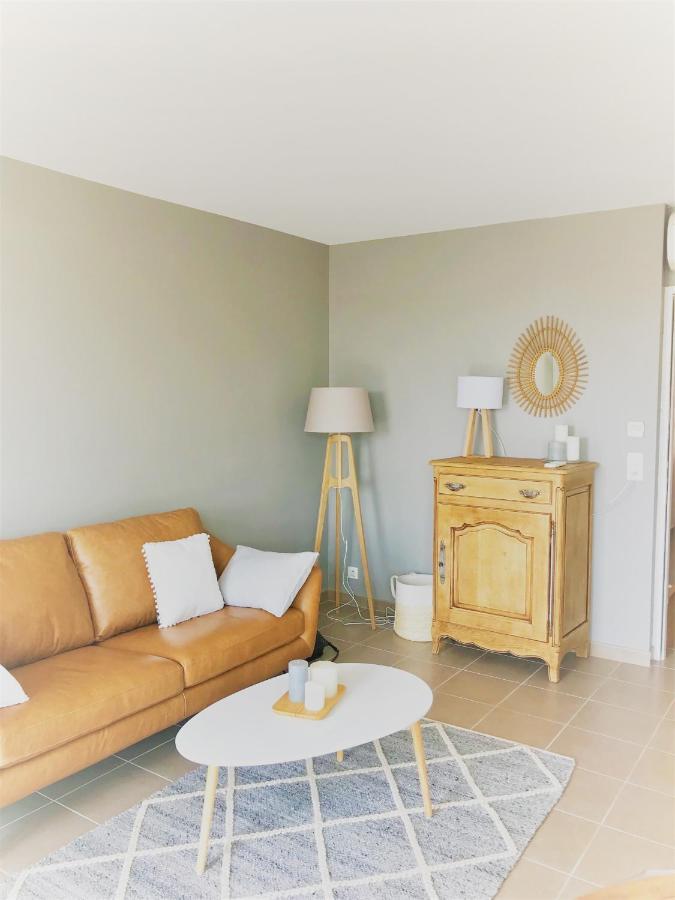 Appartement Hyper Centre, Plage A Pieds, 2 Chambres, 4 Personnes Chatelaillon-Plage Exterior photo